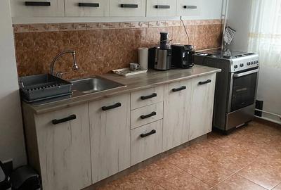 De vanzare Apartament 60 m - 2