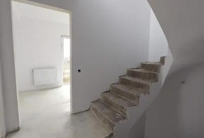 Casă cu 3 camere cu Teren 118 Mp în Florești - 9