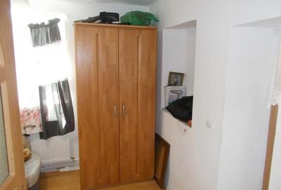 Casă cu 3 camere cu Teren 927 Mp în Sânandrei - 1