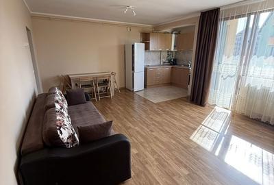 Apartament cu 2 camere decomandat în Carpați 2 - 4