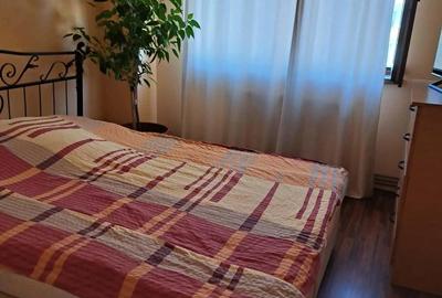 Apartament cu 4 camere decomandat în Confecții - 4