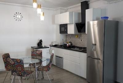 Proprietar inchiriez ap 2 camere  MAMAIA CASA  DEL MAR cu parcare si centrala pr - 4