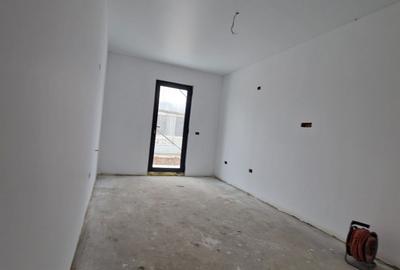 Casă cu 4 camere în Lumina - 4