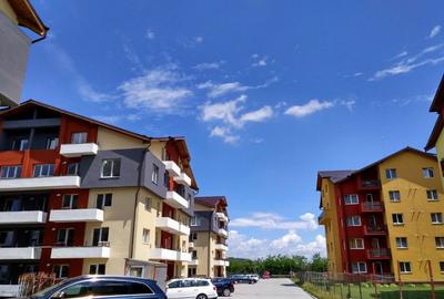 Apartament cu 2 camere decomandat în Sânpetru - 2