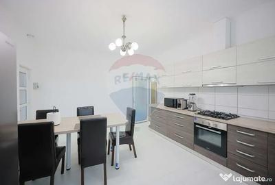Casă cu 5 camere cu Teren 862 Mp în Sânmartin