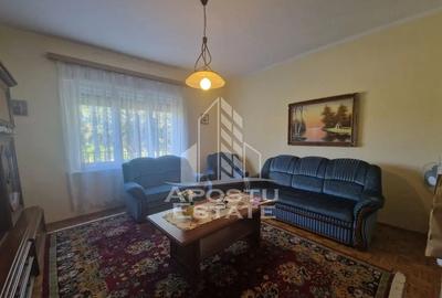 Casă cu 4 camere cu Teren 693 Mp în Central - 12