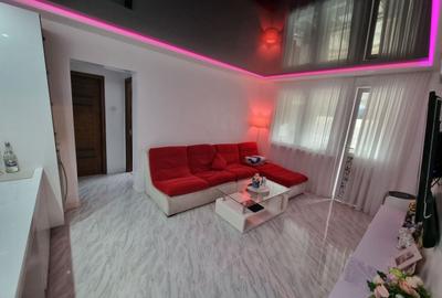 Apartament cu 2 camere semidecomandat, mobilat în City Park Mall