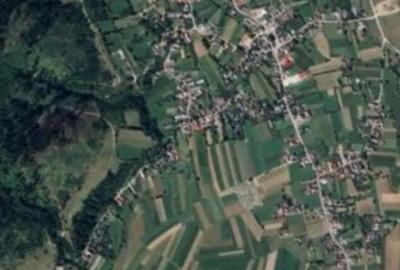 Teren de 2830 mp, în Capu Câmpului - 4
