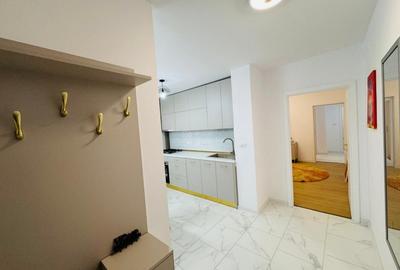 Apartament cu 3 camere semidecomandat, mobilat în Circumvalațiunii - 11