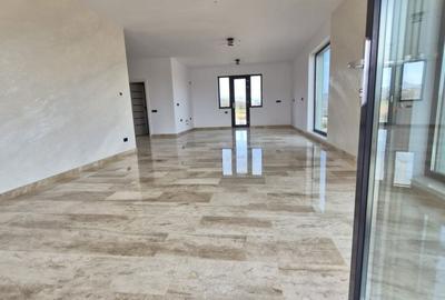 Casă cu 3 camere în Micești - 6