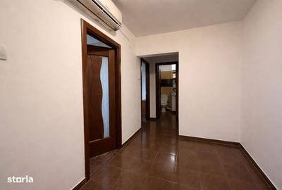Apartament cu 2 camere decomandat, mobilat în Complex Studențesc