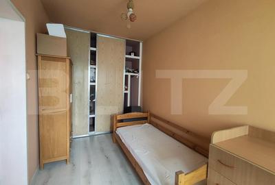 Apartament spatios, 4 camere, zona Rogerius - 10