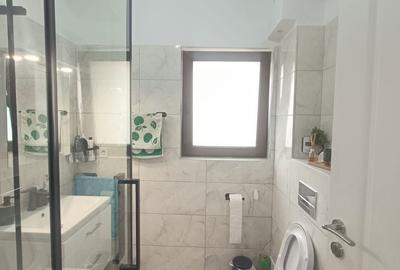 Casă cu 3 camere decomandat în Stupini - 1