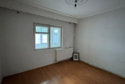 Apartament cu 2 camere semidecomandat în Sud