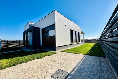 Casă Parter - 4 Camere - 2 Băi - Curte  Amenajată  375 Mp - 2