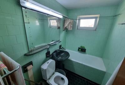 Tomis 1 amfiteatru-apartament 3 camere decomadat - 10