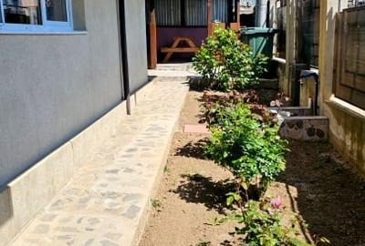 APARTAMENT 3 CAMERE -CENTRALA PROPRIE -METROU N.GRIGORESCU - 13