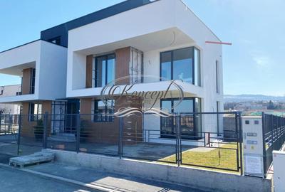 Duplex cu 4 camere cu Canalizare în Bună Ziua - 1