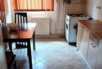 Apartament cu 2 camere, decomandat, Unirii. - 2