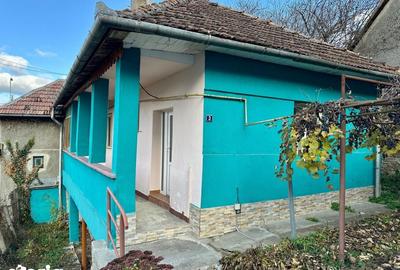 Casă cu 2 camere cu Teren 200 Mp în Central - 3