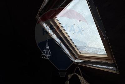 Casă cu 6 camere cu Teren 1263 Mp în Dărmănești - 40