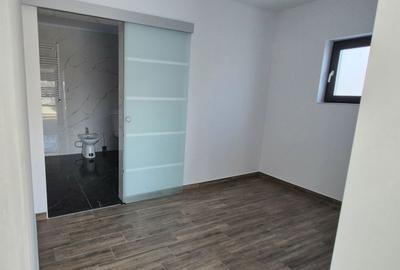 Casă cu 4 camere în Bucium - 5