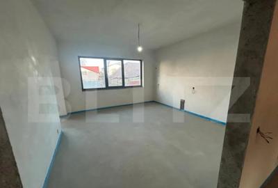 Casă cu 7 camere cu Teren 600 Mp în Micro 6 - 4