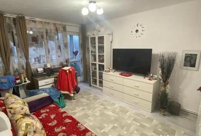 Apartament cu 2 camere decomandat în Eroii Revoluției - 6