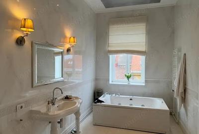 Apartament cu 3 camere decomandat, mobilat în Neptun - 1