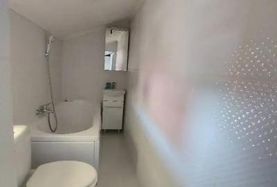 Apartament cu 3 camere decomandat în Central - 9