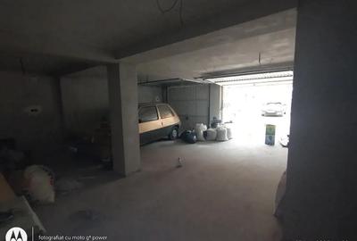 Casă cu 4 camere în Independenței