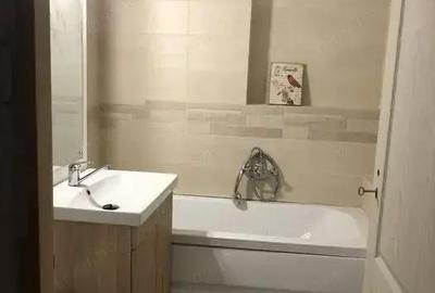 Garsonieră decomandată în Soarelui