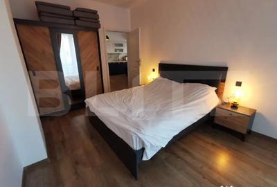 Apartament cu 3 camere decomandat, mobilat în Central - 1