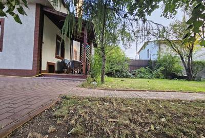 Casa 300mp utili- teren 550mp Sector 4 - Luica Giurgiului Piata Resita - 2