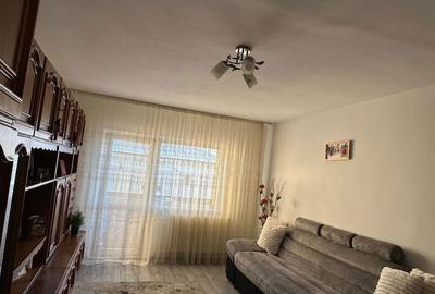 Apartament cu 3 camere decomandat în Central - 3