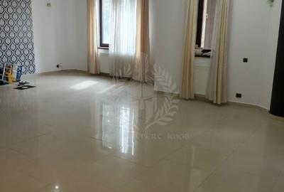 Spațiu comercial, de 440 mp, în Ultracentral - 3