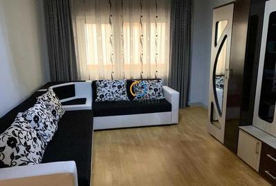 Apartament cu 3 camere decomandat, mobilat în Central - 1