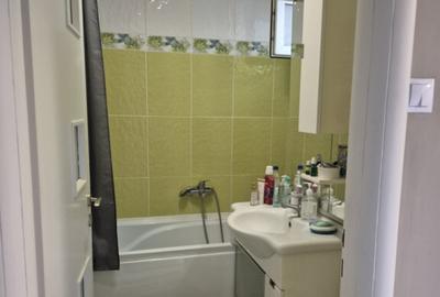 Apartament 3 camere de vanzare - 1