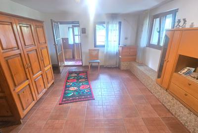 Casă cu 4 camere cu Canalizare în Gării - 5