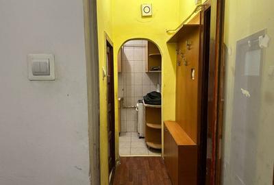 Casă cu 2 camere în 1 Mai - 4