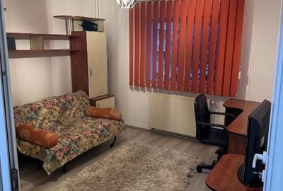 Apartament cu 3 camere decomandat, mobilat în Răcădău - 6
