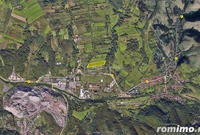 Teren de 11510 mp, în Central - 8