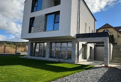 Casa unifamiliala noua in zona restaurantului Aroma