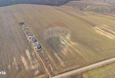 Spațiu comercial, în Vocotești