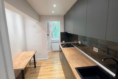 Apartament cu 3 camere în Micro 38 - 13