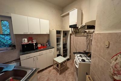 Vanzare apartament patru camere in vila Cotroceni Romniceanu piata metrou Vanzare apartament patru camere in vila Cotroceni Romniceanu piata metrou - 11