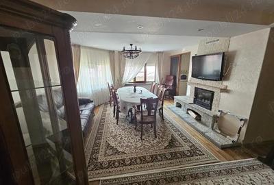 Casă cu 5 camere cu Teren 1060 Mp în Central - 2