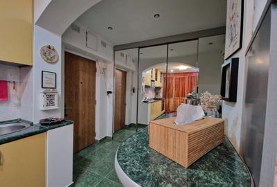 DRISTOR-CAMIL RESSU(METROU)-3 camere, dec, 6/10, mobilate+utilate, 160.000euro - 2