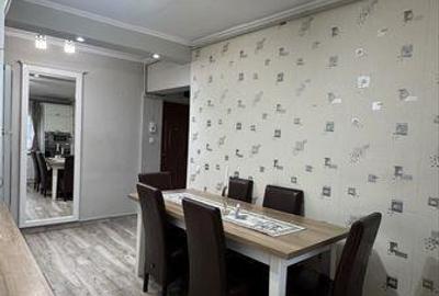 Apartament cu 3 camere în Central - 2