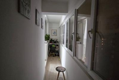 TINERETULUI MAXIM 7 MINUTE METROU - 16